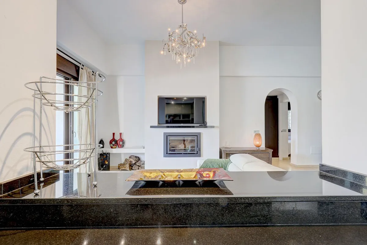 51c27941-be31-496e-ade7-527b49f1b098