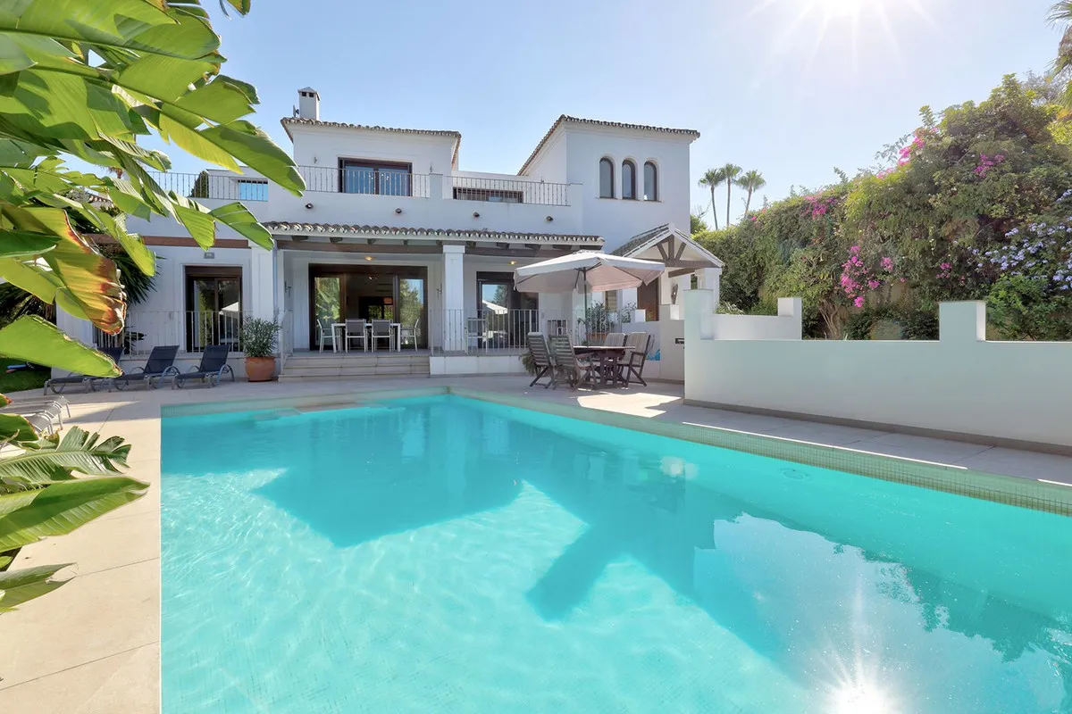 a94a6bfa-d239-4e67-8bfd-86c3ea505d42