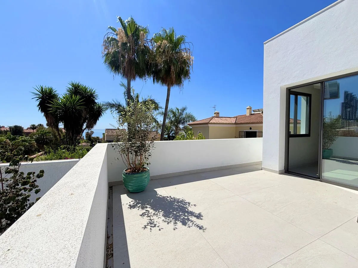 06685997-d464-44f2-b743-2a726e9d391c