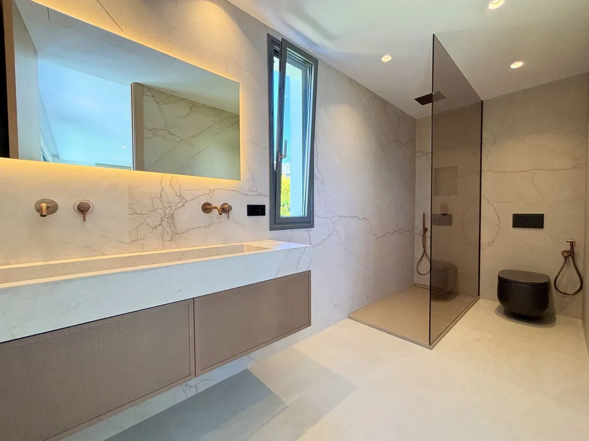 161afd91-85de-4cbf-b094-aa6f74c65996