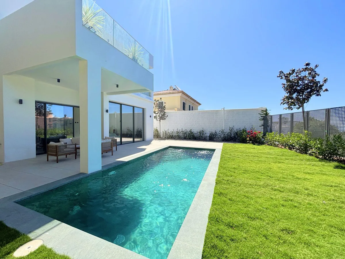 f6ed0b76-1723-42d4-aaaf-80beeec314c8