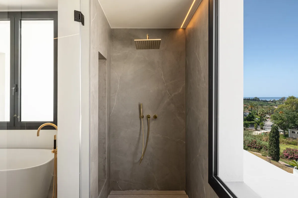 6c7761af-5f3e-4051-96b3-9cd1886565bc