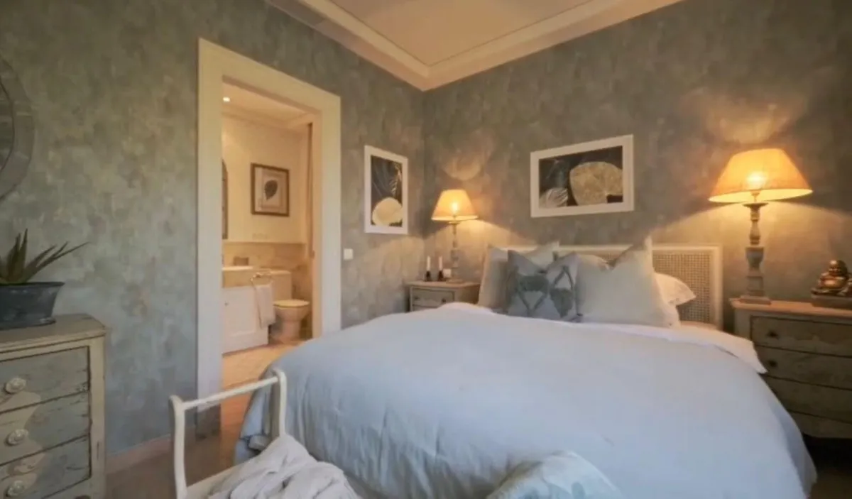 5332f062-4069-4afe-a3a8-5fa3f8d6cecf