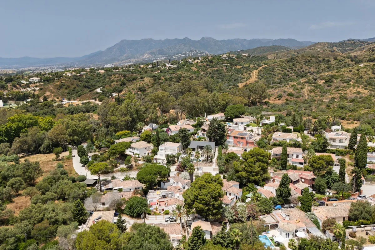 05e10b5d-daba-47bc-8d49-09824d5e6ede