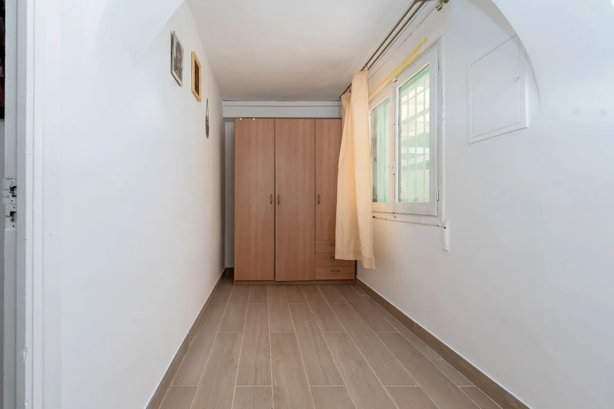 42d2aa8f-232d-44c5-93f1-559f88fccf48