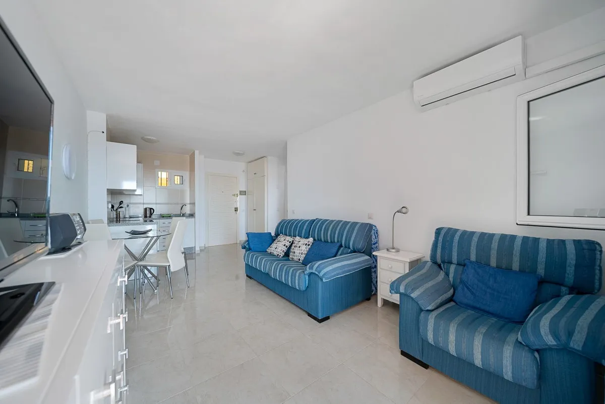 34399d73-bd2a-4c37-b2c7-d3582f9f5ae9