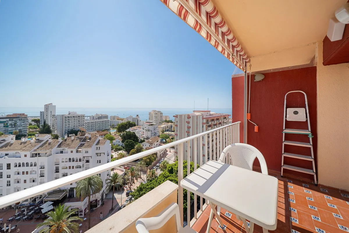 f026eb64-0bb7-4e93-996c-0b716e3d8cbe