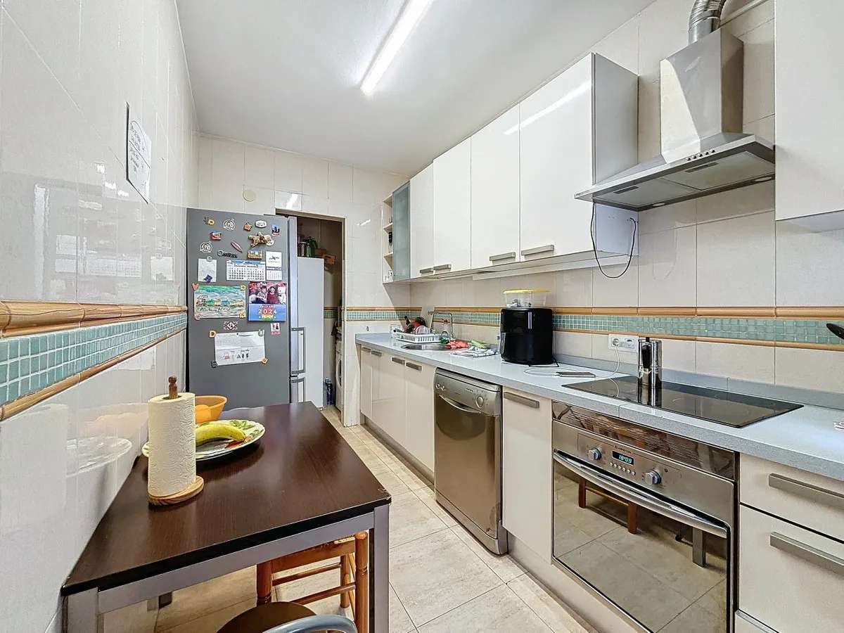 6de8a5c0-2df8-4f83-9504-8562fc3a6da7