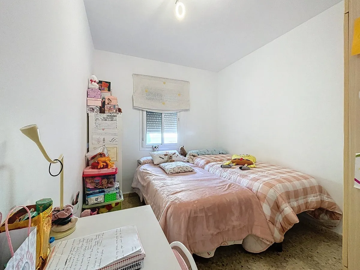 6f21018b-f78f-4df1-8f24-abeec03f5f7f