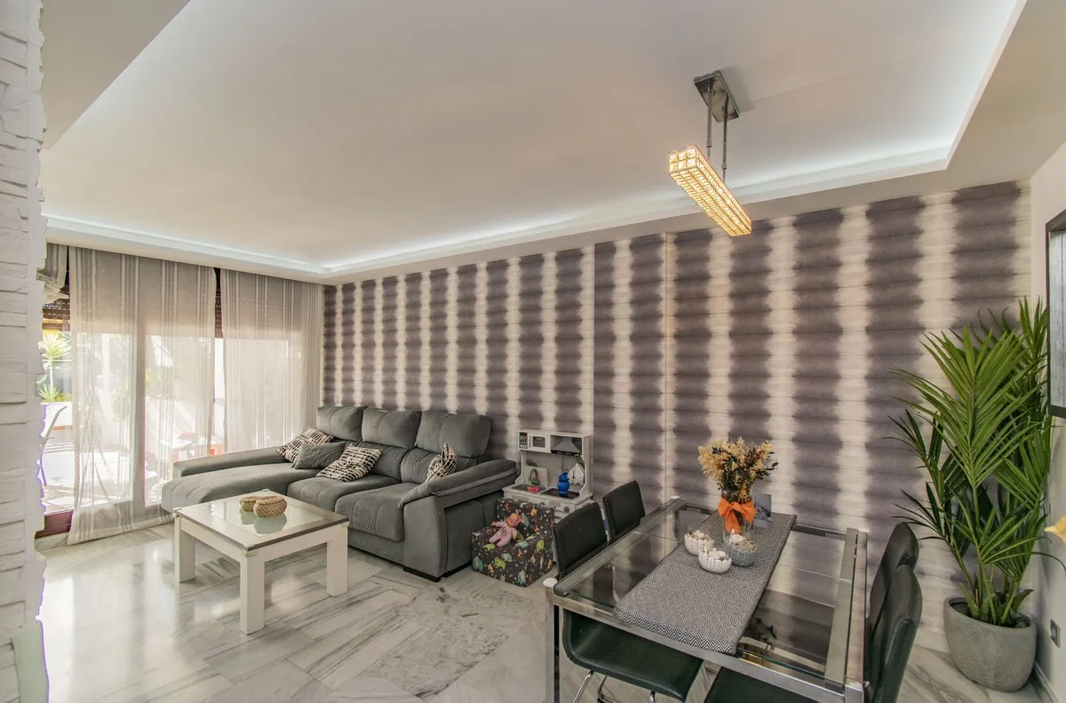 261c0fed-58a0-4b03-a2e3-3468cc639dde