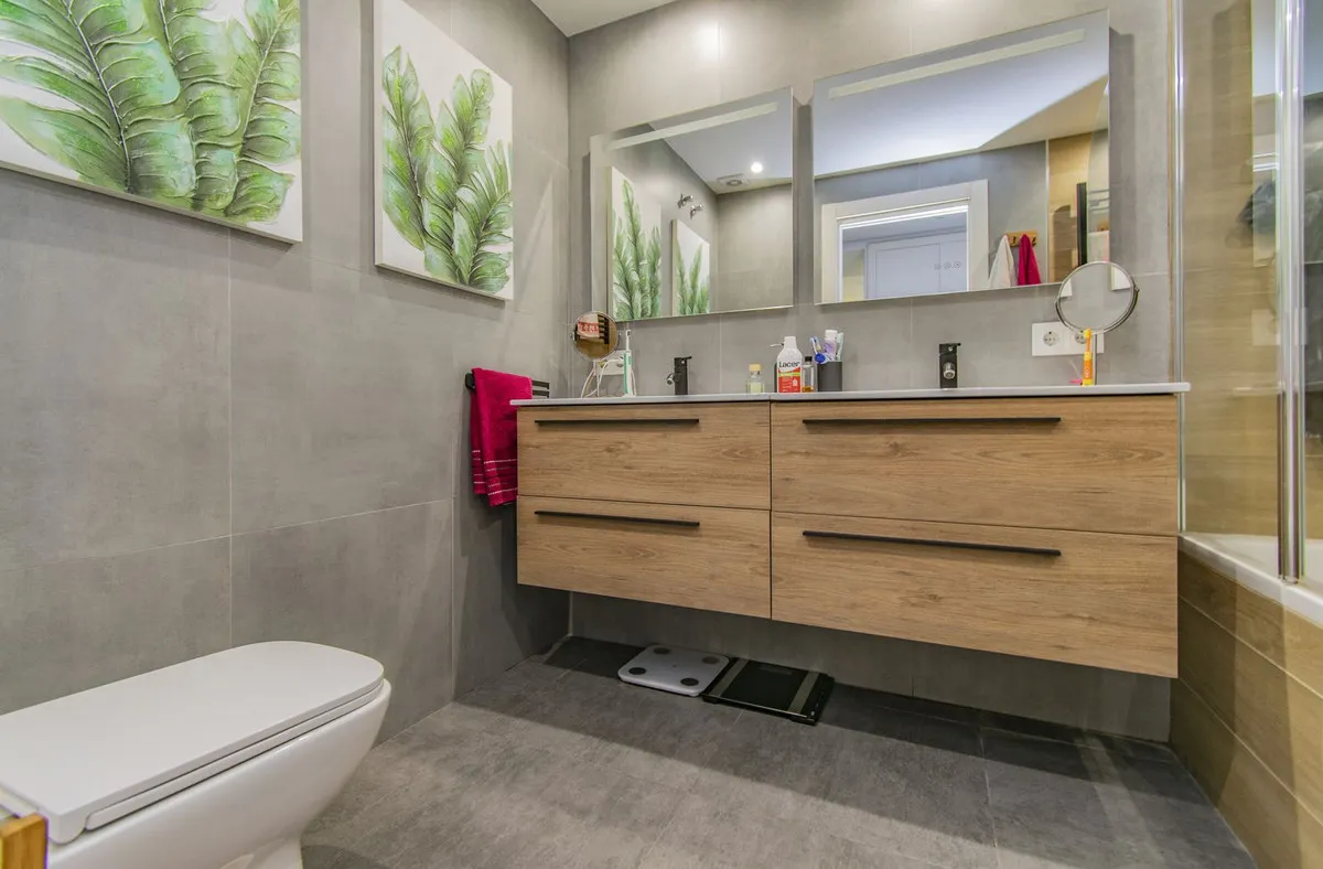 312bda1f-8ea8-4d0e-b692-e9215eaf58ad