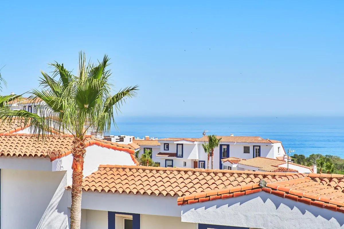 d295bd0a-d0f6-4d64-8ead-d0037d019a13