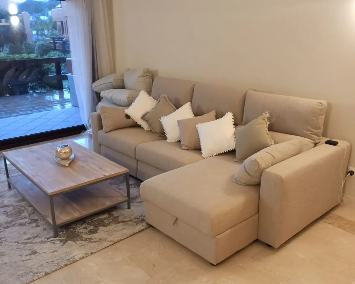 8fb00a23-fbe0-413a-b899-a3c9d4e68b2a