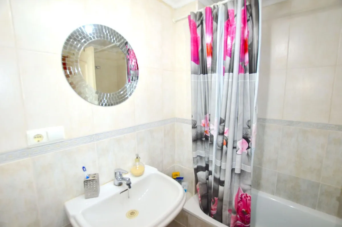 0b8270fd-bc01-48b2-9034-ca6af1a07cff