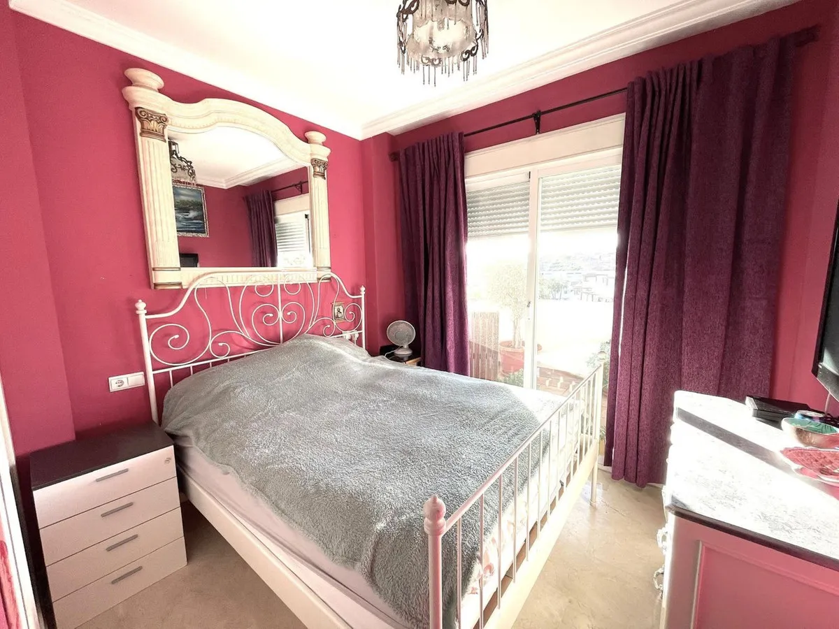 ff195b35-8355-4cf6-9fa4-10de85567b7a