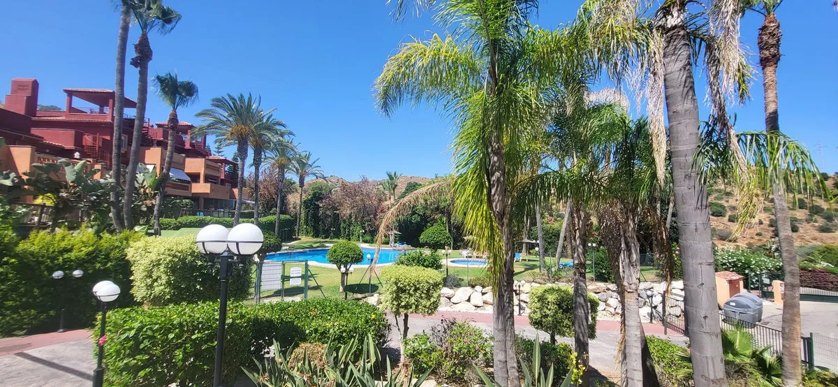 adb4e186-bc21-4dd8-b333-926e4dba0e72