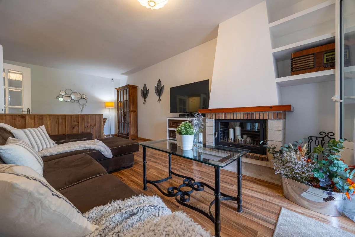 56402a42-df5b-4a8c-b09a-7d5505cffe19