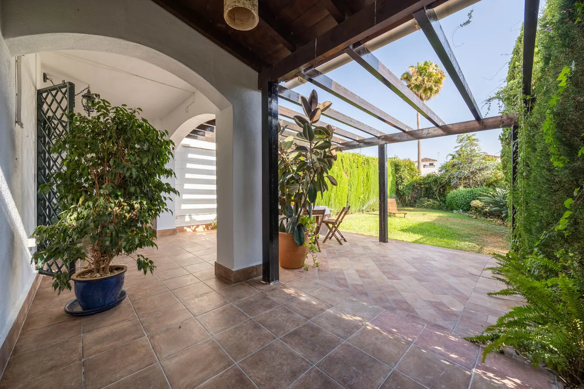 7134b49d-1f0d-4dd4-b9ee-96dae8f3ae64