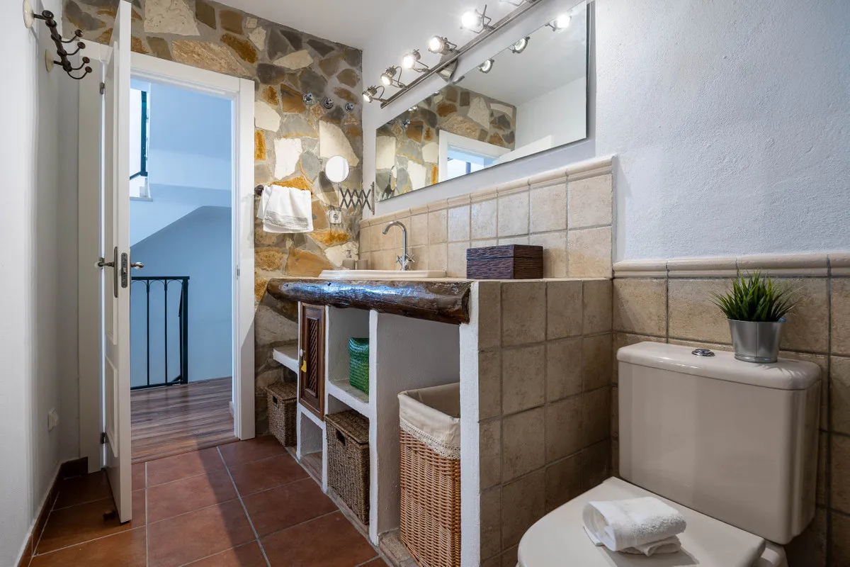 7bce644a-b93a-4ff7-816e-c93f088ebc56