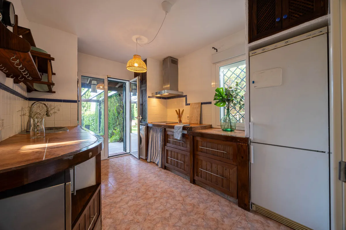 7ffb4222-ae09-4b14-b7a9-ff4de2c35828