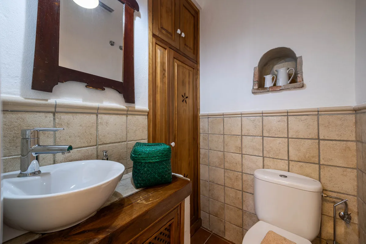 b1e7bd9e-eb56-4c7e-973c-1f3edd02c145