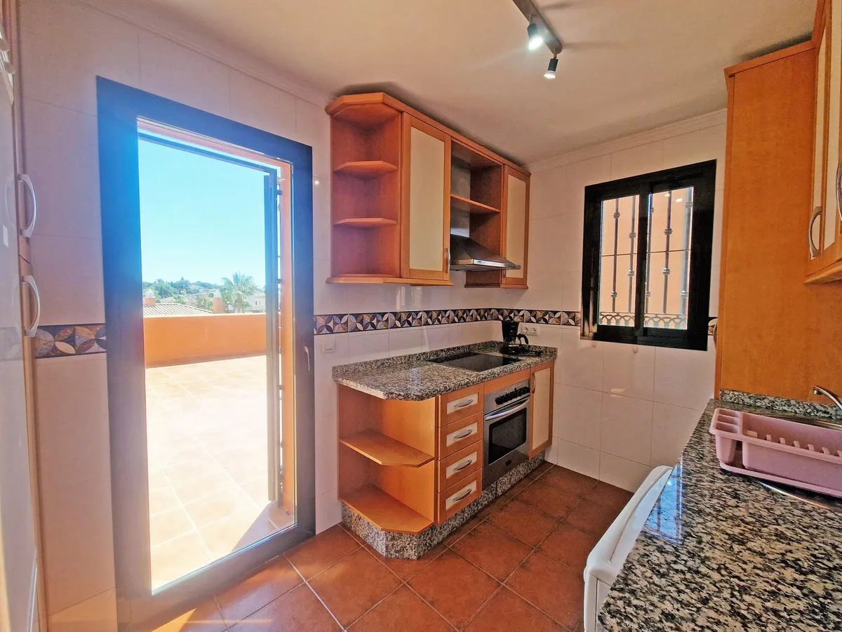 824498c1-567f-43f5-9c5c-a3c53e91310a