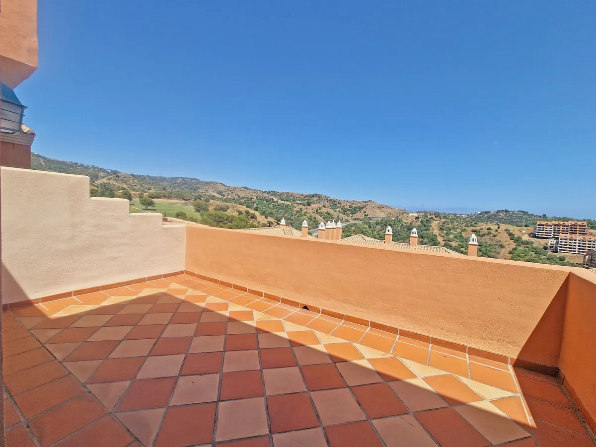 d705d79b-b25c-4d3f-95ab-fc38f71c8561