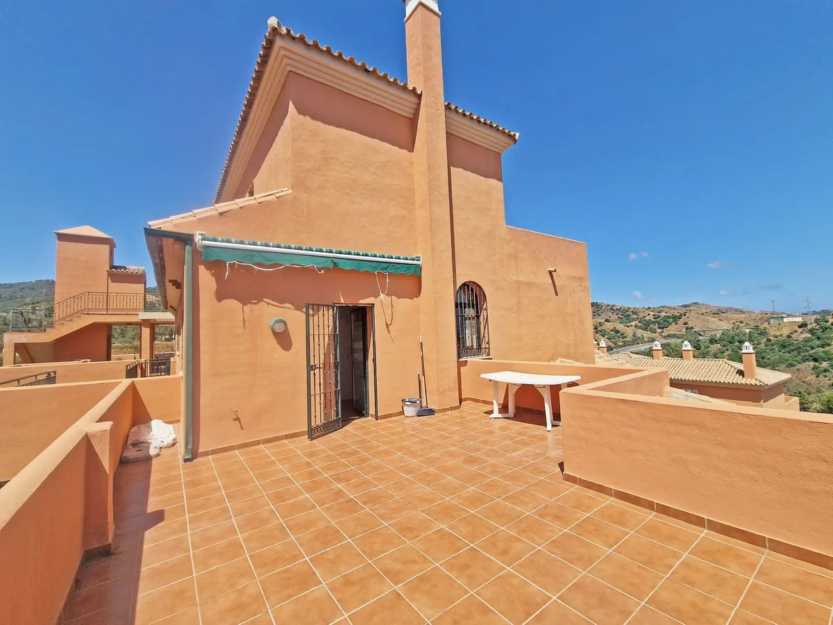 f00eb715-6bc2-4776-8993-c1a156a35334