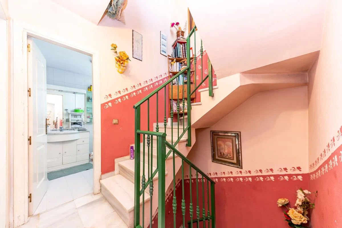 59bbca46-cd7b-48e3-bcd6-6fc6dfc61359