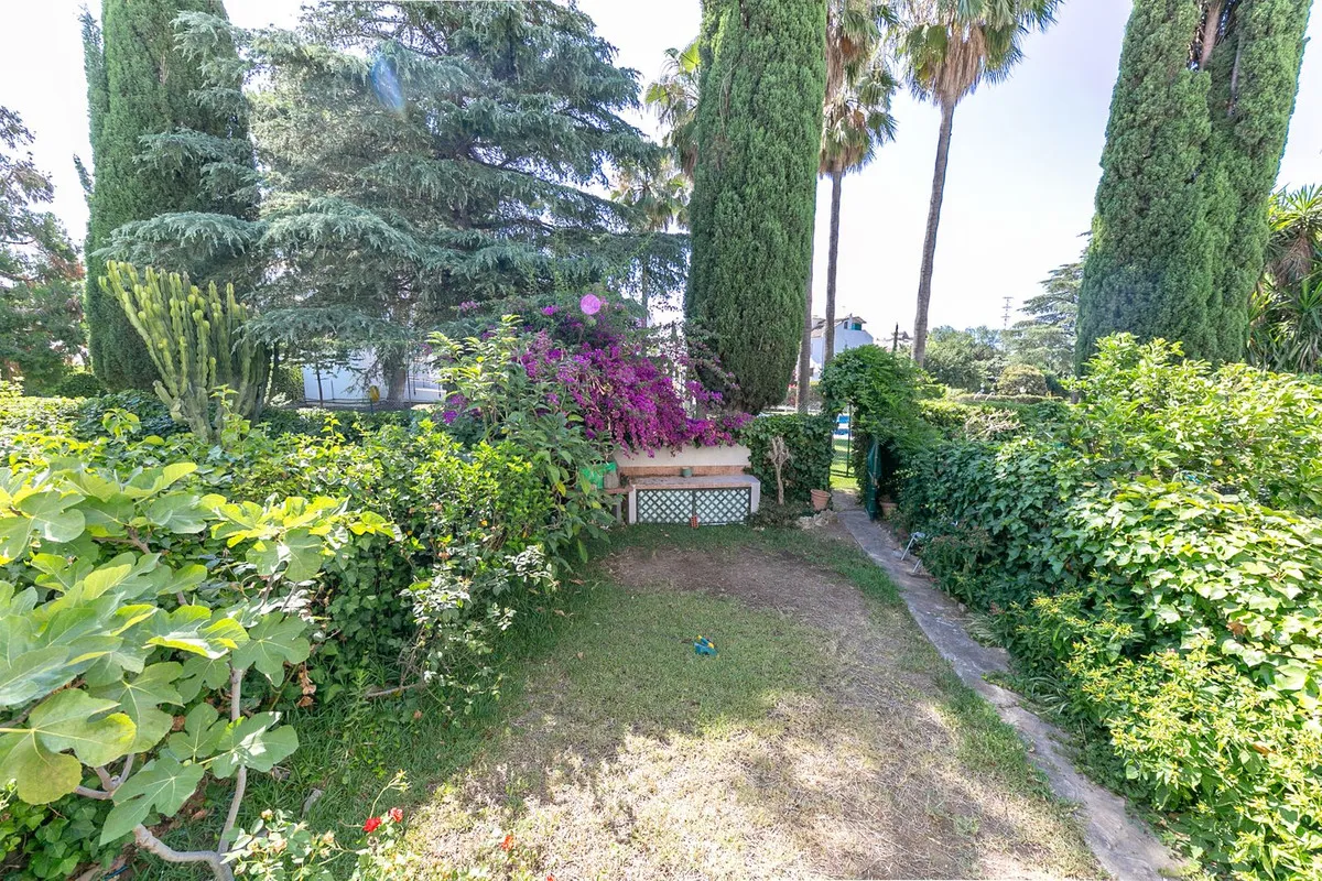 824a37f8-79a5-41cb-b2ce-c8d05cf711f3