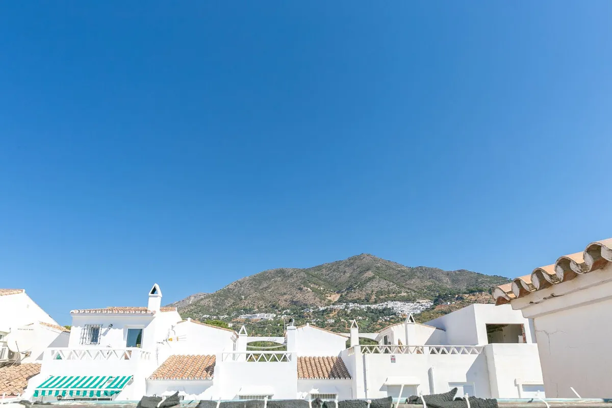 bcc84ee0-3505-4b24-815f-88ff895ae9c2