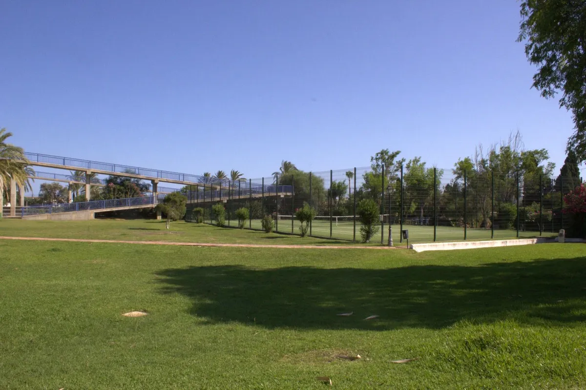 c92d9240-2af3-49c0-a0cf-3dd65cf2d4d7