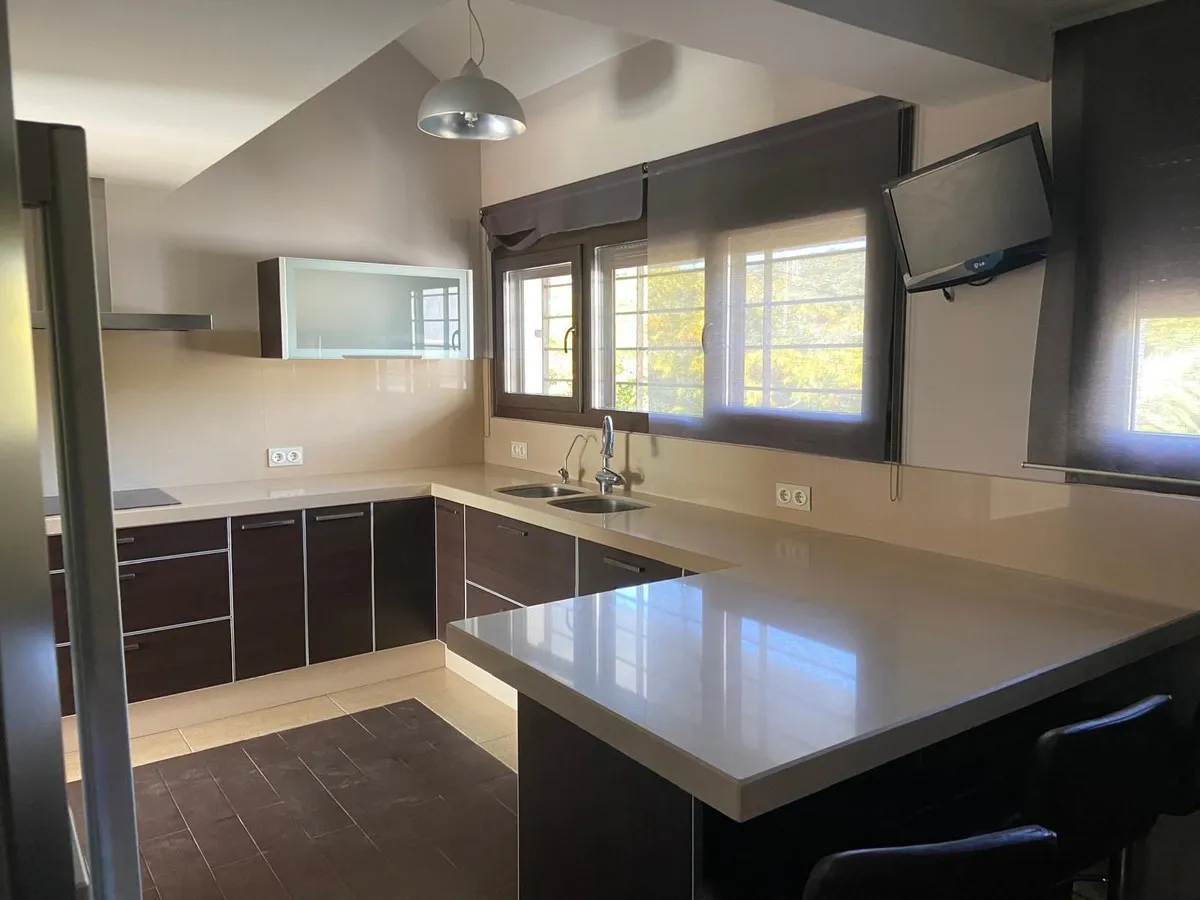 cfddbbf8-0f3f-4df4-8e22-86f9921e8eb4