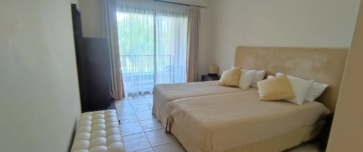 5d92015e-f4ca-4f55-9689-319c74f92d9c