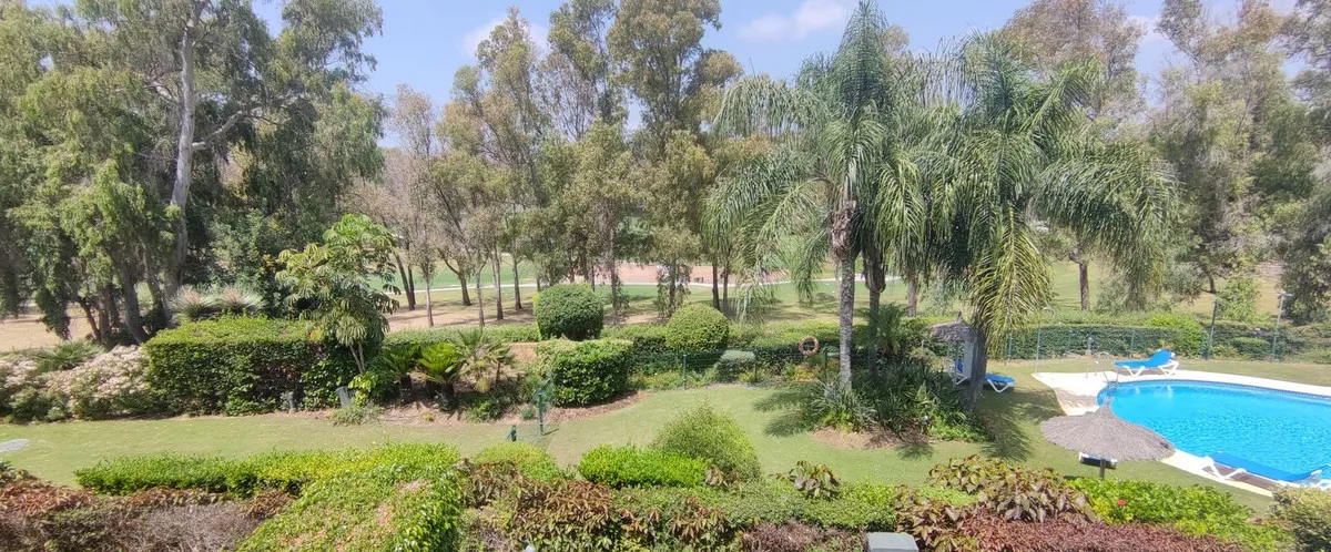 5df1fc19-d843-48de-8a79-b0d709cf3eb2