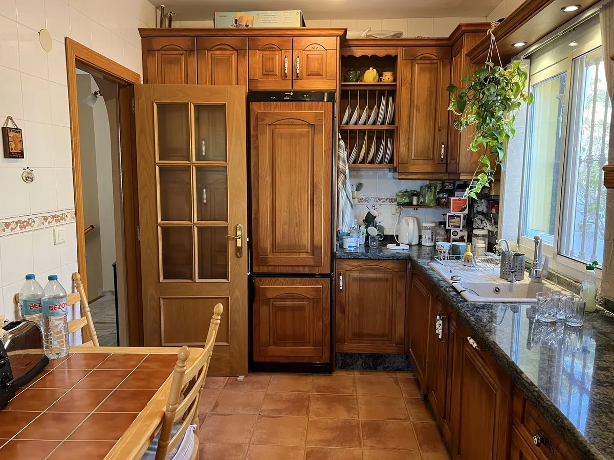 017e9ad0-57f3-40d7-9759-fb3d08c8ad56