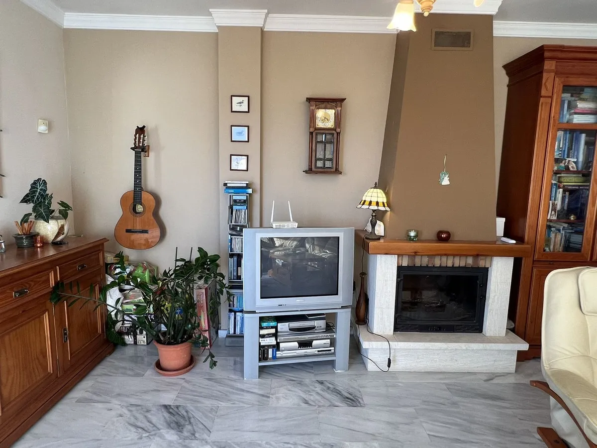 4b5c2d30-e223-4e65-82b3-b95c259bb932