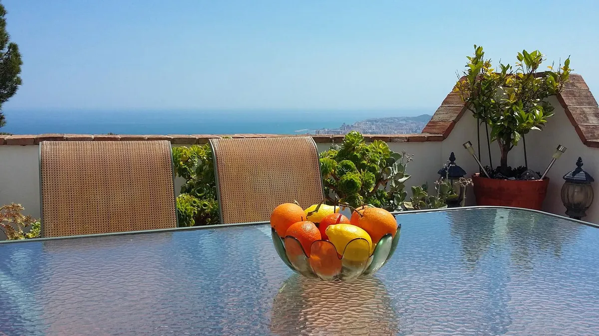 a97bf605-b13e-4dd0-8ecd-5842a7d3cf57