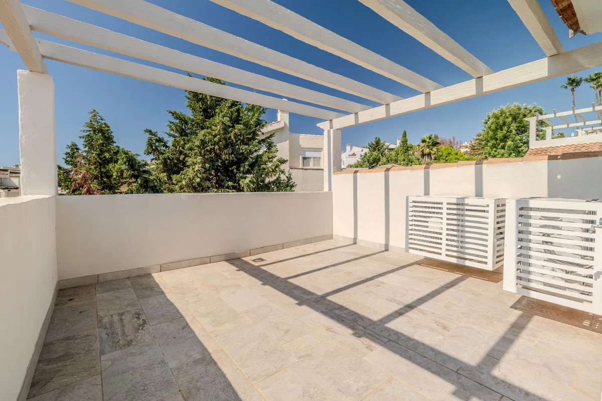 a1b5a4bf-153a-4ffe-9a2e-3c51dd9f1bb7