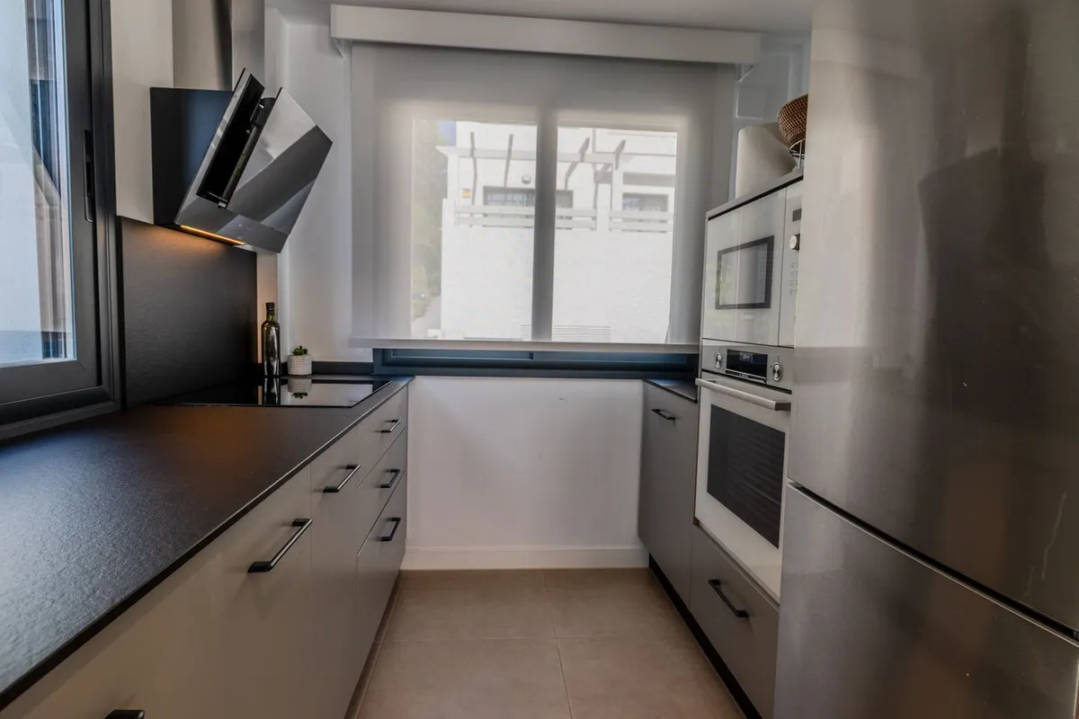 cac915d4-a0be-4410-8b7e-bc2d81b6c9ab