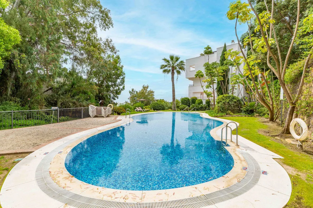 a3a0ff48-5f86-40cb-ac22-25acf44cbbac