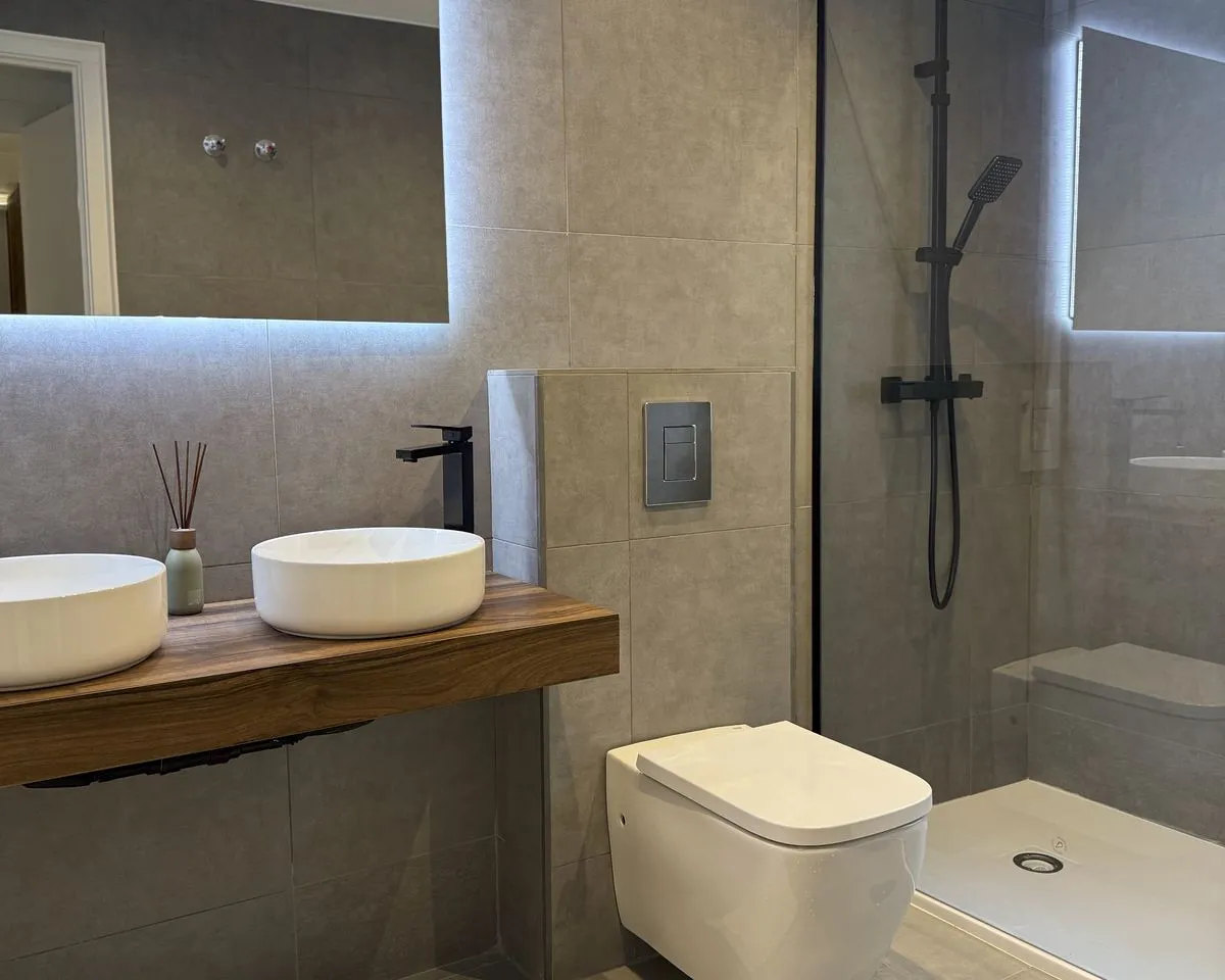 b0f77873-80ad-4afb-b438-be86d6cf8783