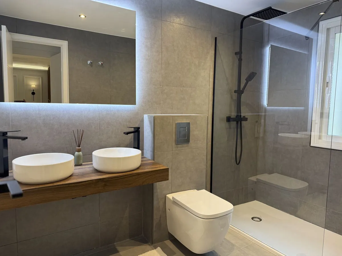 eb18bcb0-0548-43a7-8e01-aea827ea6efc