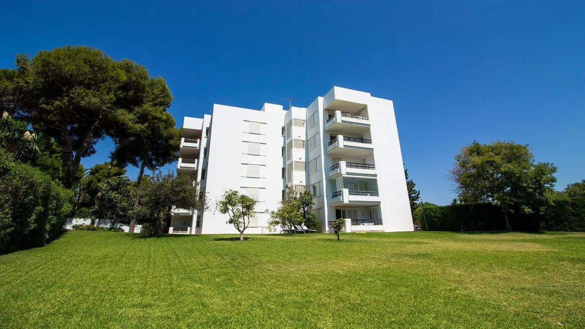 244a543f-01cd-4edb-8b66-5236800c0d60