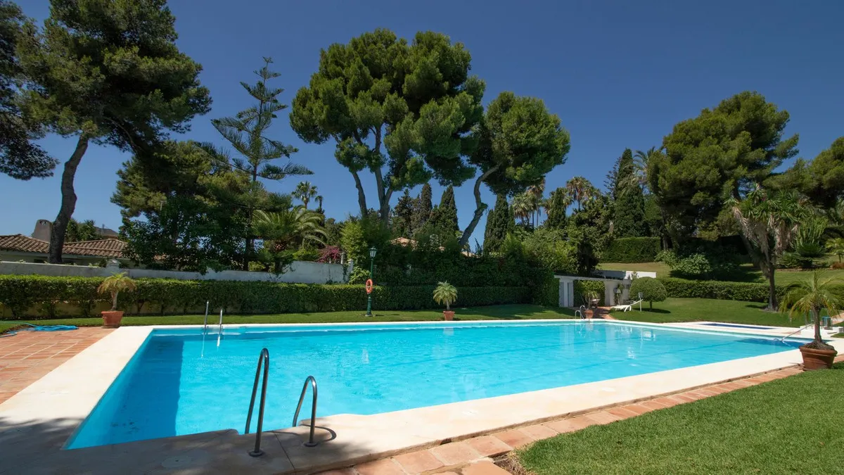 a44b90dc-c1d3-4c1e-b0a9-38d6cb4dcbeb