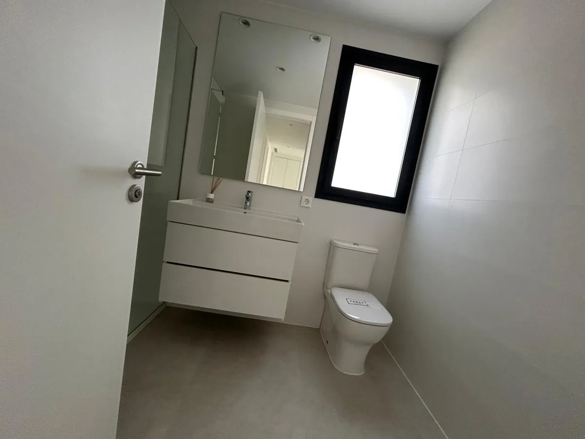 75f57b5a-af49-40dc-8f5e-e1432b730e10