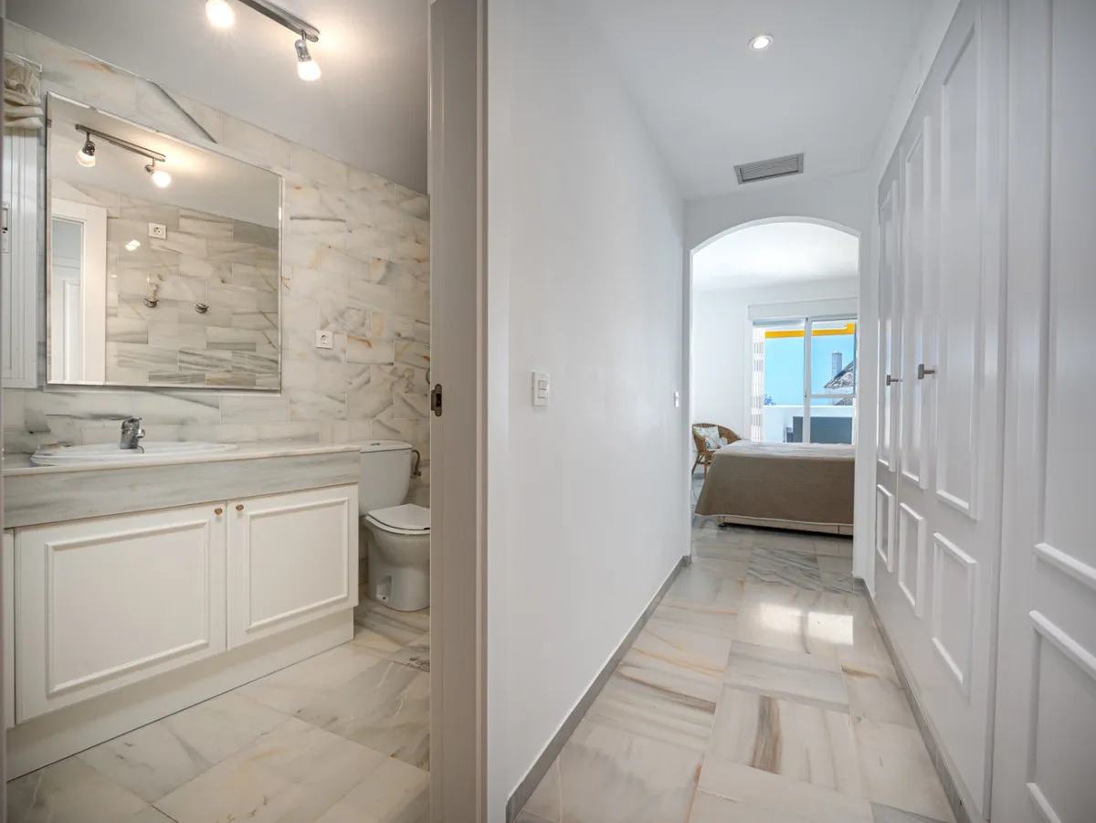 4e94dd01-5f43-4d59-bcd1-cd0464fe44b5