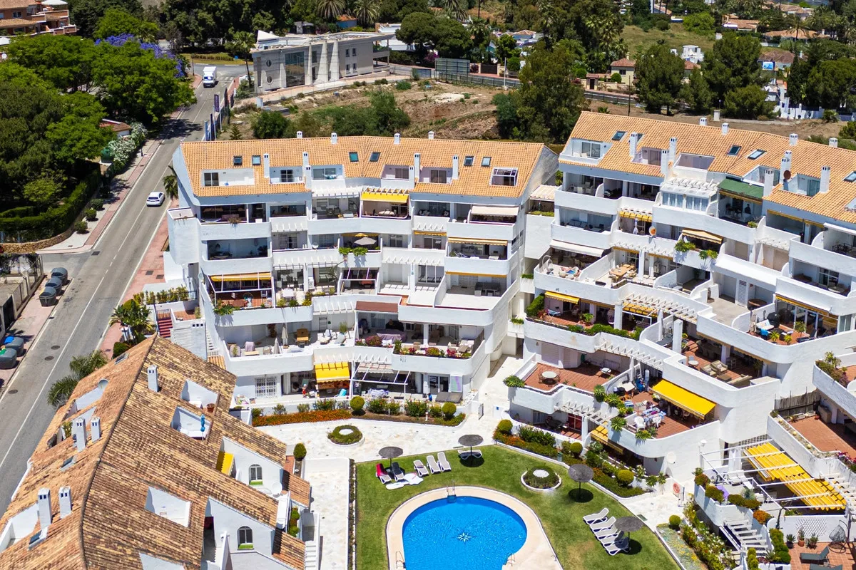 db38c727-d758-49d5-abaa-ee8e810d5129