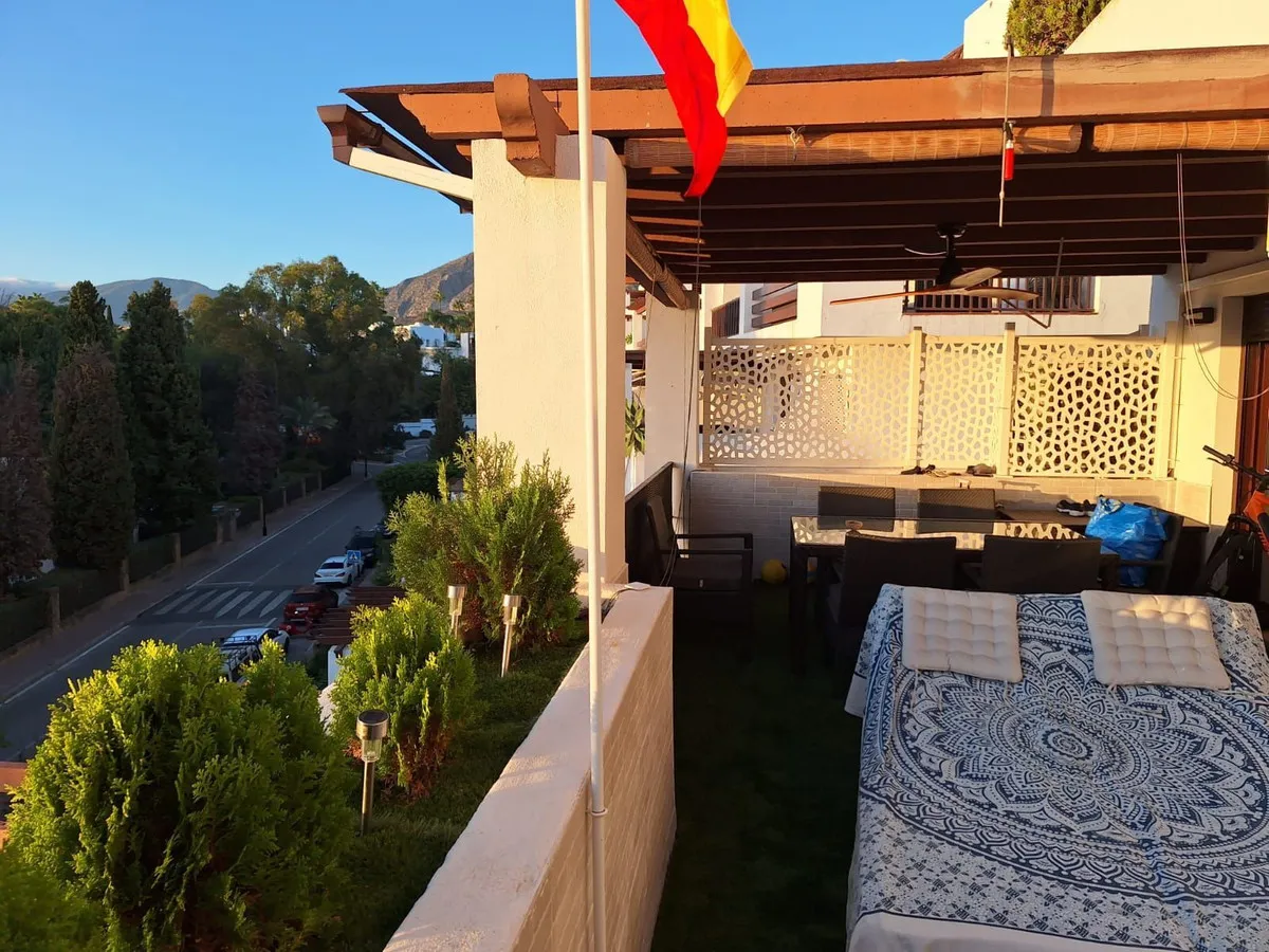 21dc65f5-cfa6-4fa1-ae5e-014101817893