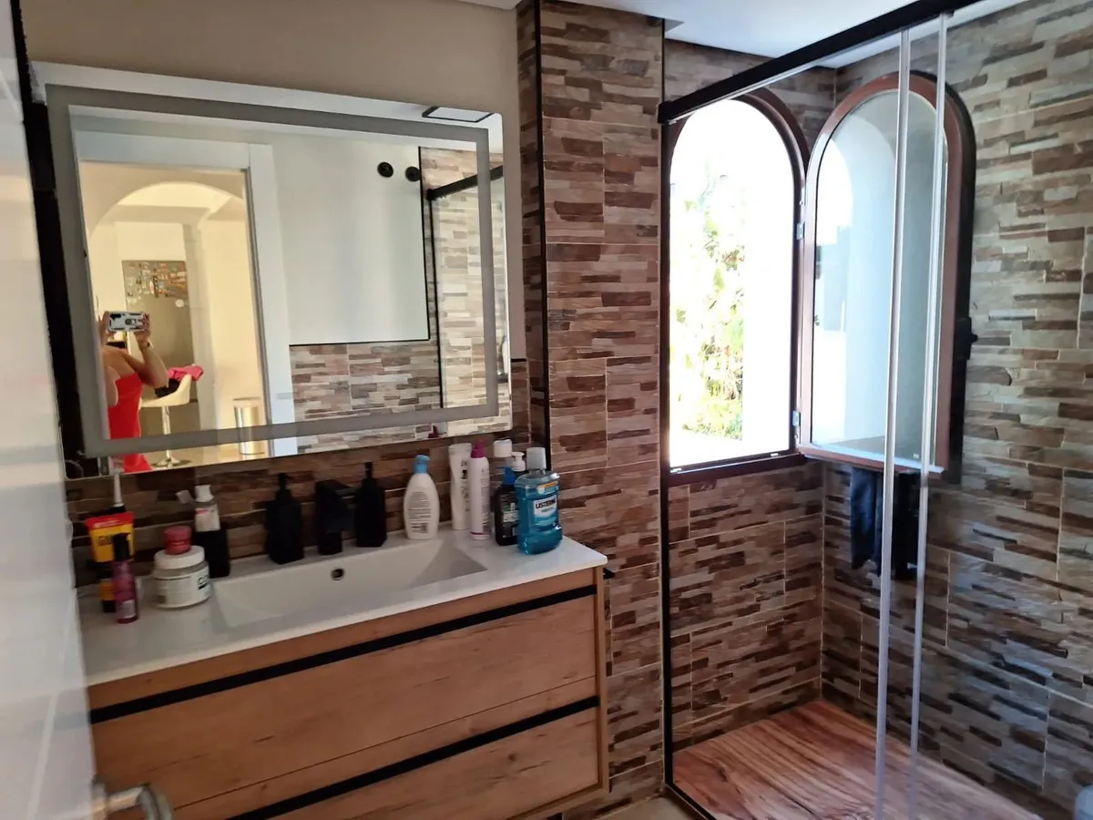 cdb5f888-6024-4c76-86f7-1a7bad82fe9b